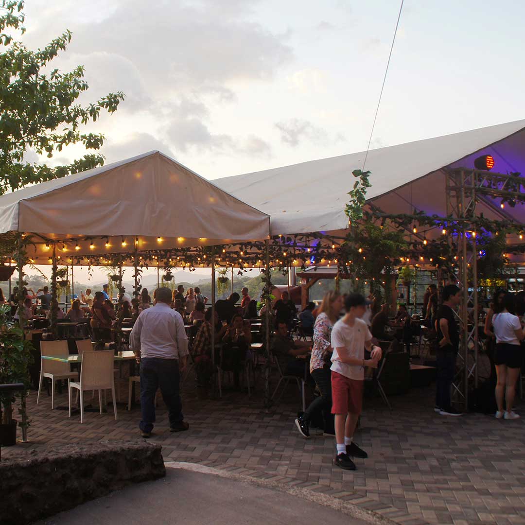 anfiteatro-de-villa-pizzeria-fontana-di-trevi-2